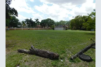 5830  Liberty St, Hollywood, FL 33021 - Photo 1