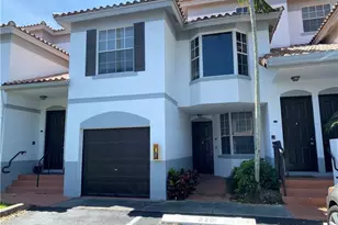 735 SW 148th Ave, Sunrise, FL 33325 - Photo 1