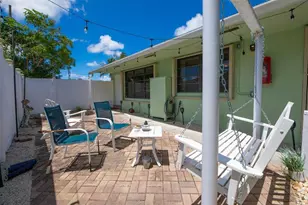 805 NE 40th St, Oakland Park, FL 33334 - Photo 1