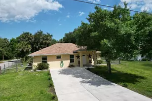 1110 SW 13th Ave, Okeechobee, FL 34974 - Photo 1