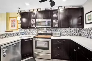 111 Royal Pk Dr, Oakland Park, FL 33309 - Photo 1