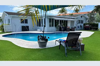 801 SE 14th St, Deerfield Beach, FL 33441 - Photo 1