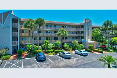 14310  Strathmore Ln, Unit #305, Delray Beach, FL 33446 - Photo 1