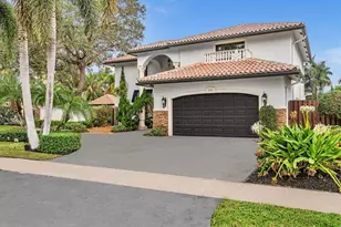 749 SW 2nd St, Boca Raton, FL 33486 - Photo 1