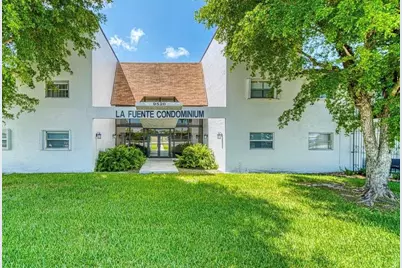 9520 SW 8th St, Unit #222, Miami, FL 33174 - Photo 1