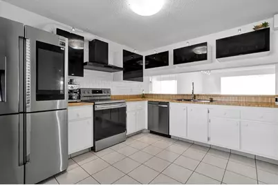 8000  Hampton Blvd, Unit #301, North Lauderdale, FL 33068 - Photo 1
