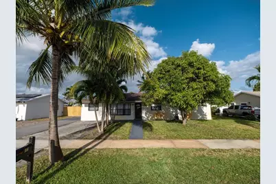 510 S 13th Ct, Lantana, FL 33462 - Photo 1