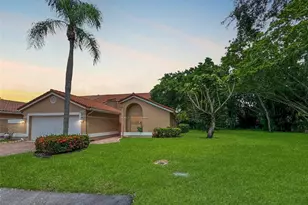 10619 Lady Palm Ln, Boca Raton, FL 33498 - Photo 1