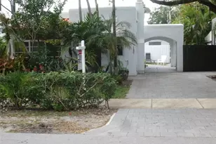 1004 NE 3 St Single Family, Fort Lauderdale, FL 33301 - Photo 1