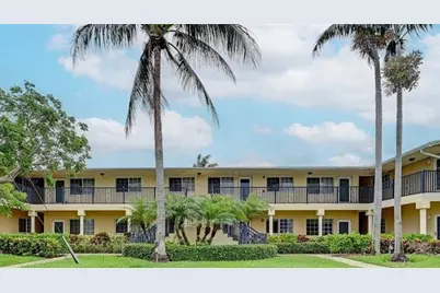 410 SW 15th St, Unit #206, Pompano Beach, FL 33060 - Photo 1