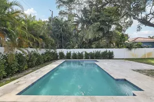 1547 NE 39th St, Oakland Park, FL 33334 - Photo 1