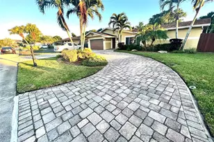 8644 N Sutton Dr, Miramar, FL 33025 - Photo 1