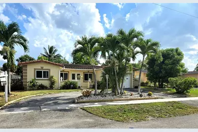 4600 NW 39th St, Lauderdale Lakes, FL 33319 - Photo 1