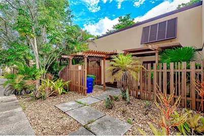 1381  East Golfview Dr, Pembroke Pines, FL 33026 - Photo 1