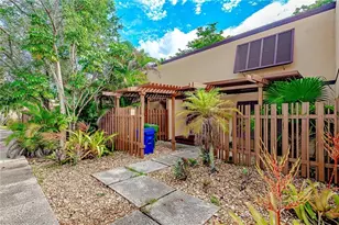 1381 E Golfview Dr, Pembroke Pines, FL 33026 - Photo 1