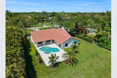 12360 NW 9 St, Plantation, FL 33325 - Photo 1