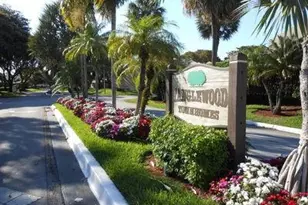 210 SW 97th Terrace, Pembroke Pines, FL 33025 - Photo 1