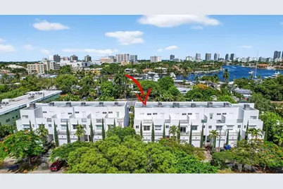 824 NE 19th Ave, Fort Lauderdale, FL 33304 - Photo 1