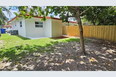 551 NW 18th St, Fort Lauderdale, FL 33311 - Photo 1