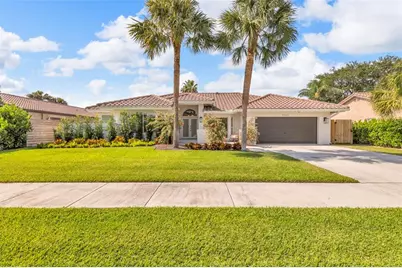 9585  Carousel Cir S, Boca Raton, FL 33434 - Photo 1