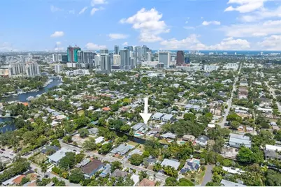 723 SW 8th Way, Fort Lauderdale, FL 33315 - Photo 1