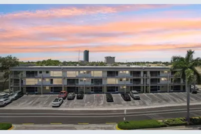 250  Layne Blvd, Unit #113, Hallandale Beach, FL 33009 - Photo 1