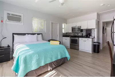 3217 NE 9th St, Unit #1, Pompano Beach, FL 33062 - Photo 1