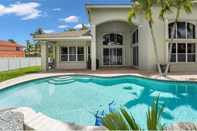 15953 SW 8th St, Pembroke Pines, FL 33027 - Photo 1