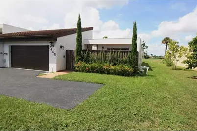 7445  Bay Hill Dr, Unit #7445, Hialeah, FL 33015 - Photo 1