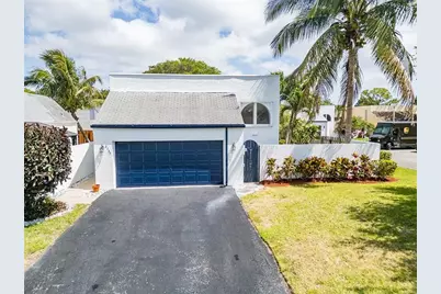 2135 NW 10th Street, Delray Beach, FL 33445 - Photo 1