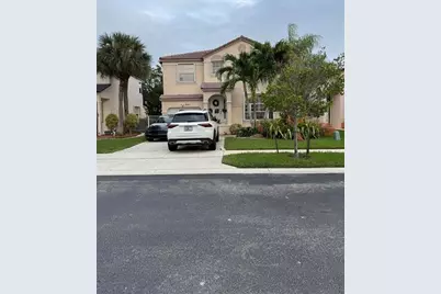 341 NW 153rd Ln, Pembroke Pines, FL 33028 - Photo 1