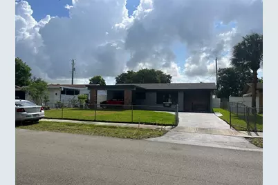 951 N 66th Ter, Hollywood, FL 33024 - Photo 1