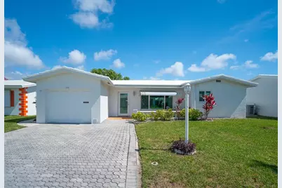 331 NW 25th Ct, Pompano Beach, FL 33064 - Photo 1