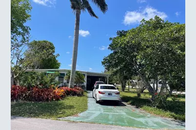 5600  Lagoon Dr, Fort Lauderdale, FL 33312 - Photo 1