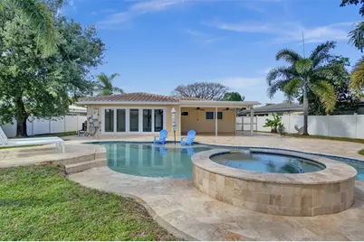 800 NE 48th St, Oakland Park, FL 33334 - Photo 1