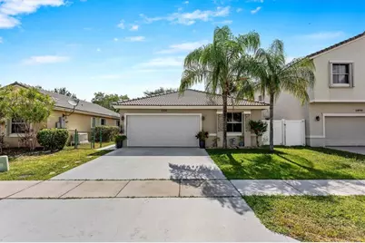 5900 E Grand Duke Cir, Tamarac, FL 33321 - Photo 1