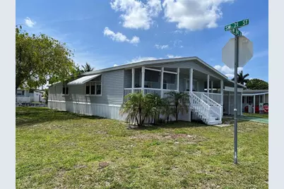 2081 SW 84th Ave, Davie, FL 33324 - Photo 1