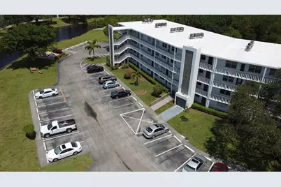 2071 Oakridge F #2071, Deerfield Beach, FL 33442 - Photo 1