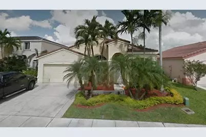 1550 SW 106th Ter, Davie, FL 33324 - Photo 1