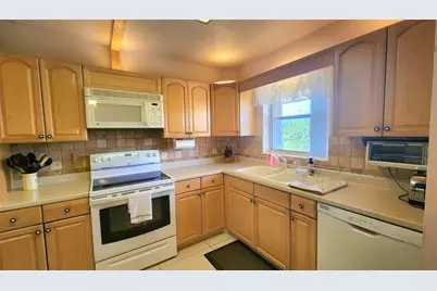 700 SE 6th Ave, Unit #302, Deerfield Beach, FL 33441 - Photo 1