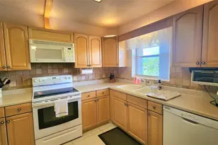 700 SE 6th Ave, Deerfield Beach, FL 33441 - Photo 1