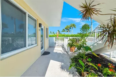 3912 NE 22nd Ave, Unit #B4, Fort Lauderdale, FL 33308 - Photo 1