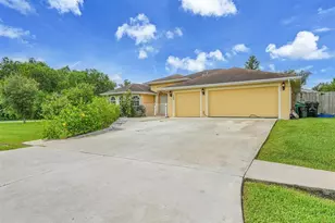 100 SW Lion Ln, Port Saint Lucie, FL 34953 - Photo 1