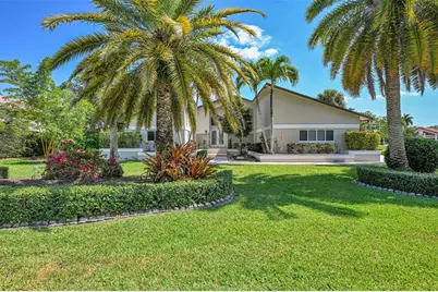 13240 SW 32nd Ct, Davie, FL 33330 - Photo 1