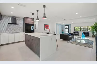 417 NE 26th Dr, Wilton Manors, FL 33334 - Photo 1