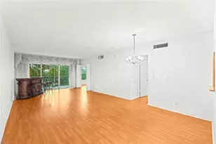 3200 N Palm Aire Dr, Pompano Beach, FL 33069 - Photo 1