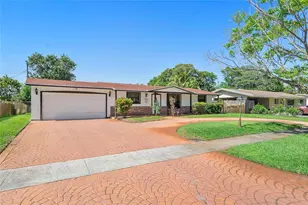 4421 NW 3rd Pl, Plantation, FL 33317 - Photo 1