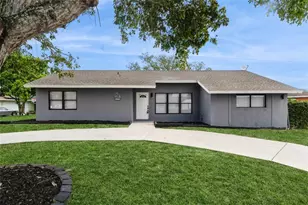 2966 Via Vizcaya, Lake Worth, FL 33461 - Photo 1