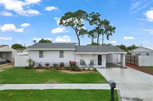 1433 SW 48th Ave, Plantation, FL 33317 - Photo 1