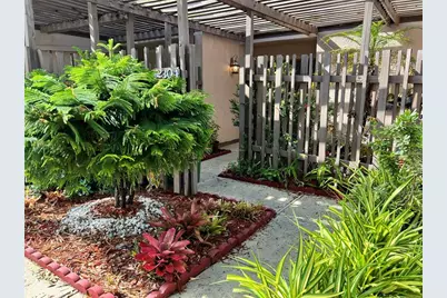 12304 NW 11th Ct, Pembroke Pines, FL 33026 - Photo 1